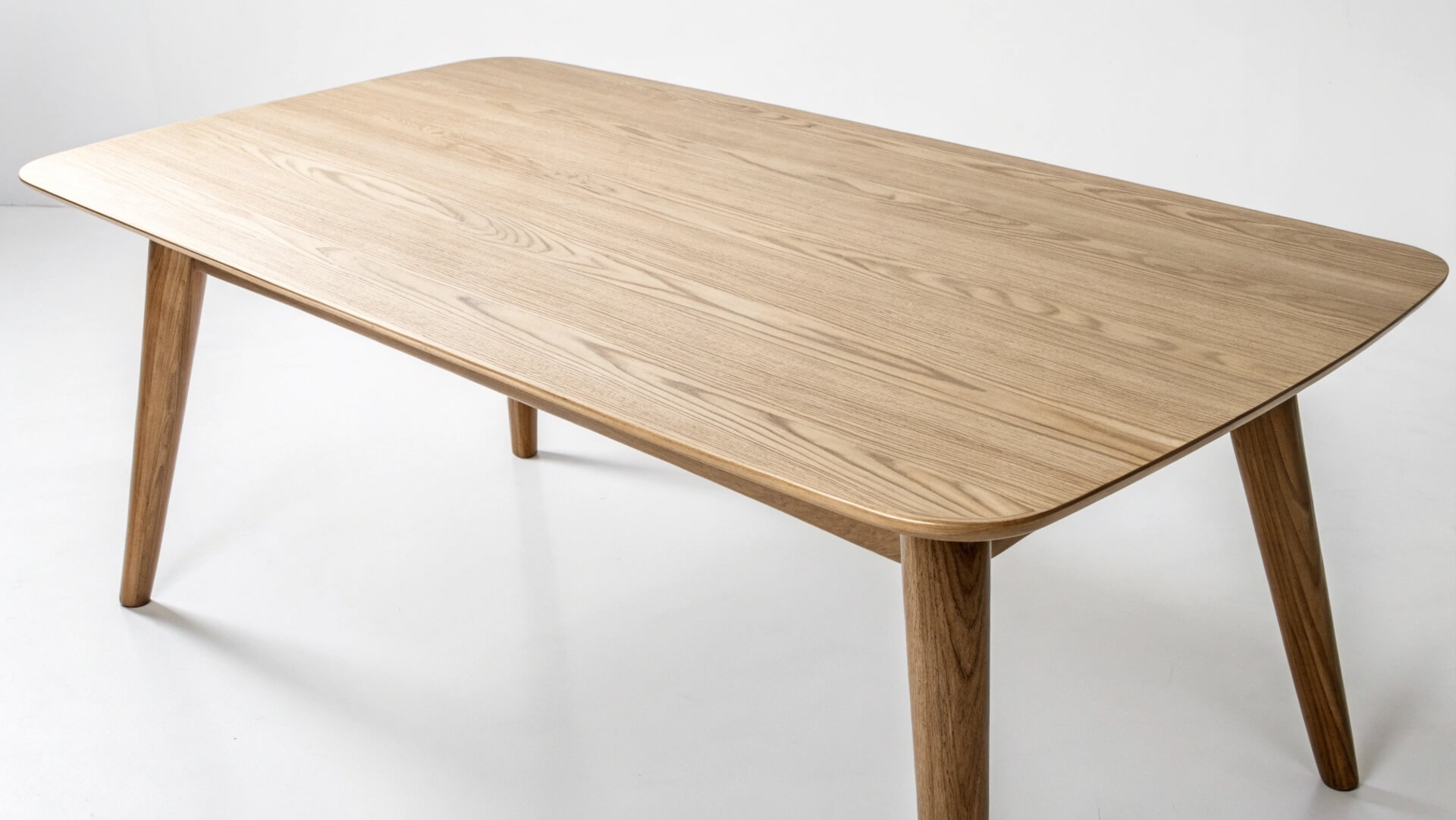 Jak dbać o meble fornirowane? Najważniejsze zasady pielęgnacji i konserwacji