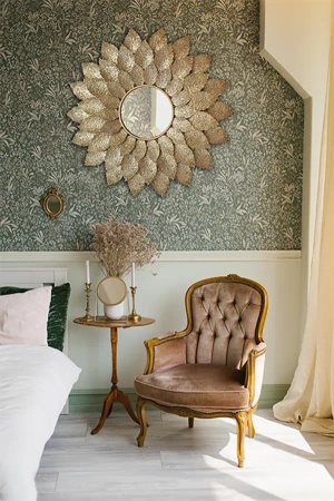 Lustro okrągłe FIORI-Dekoracyjna Metalowa Rama z metaloplastyki w Stylu Glamour