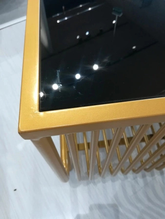 Stolik kawowy glamour Bonda miodowy 100/50cm z czarnym hartowanym szkłem