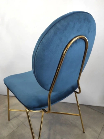 Krzesło niebieskie Rossario 51/88/64cm na złotym misternym stelażu ozdobne welurowe