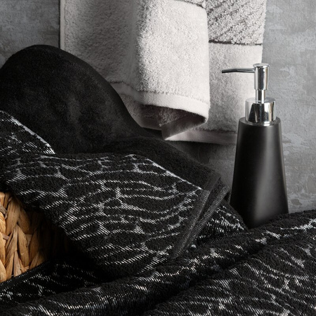 RĘCZNIK NOLA (02) 70 X 140 CM SREBRNY