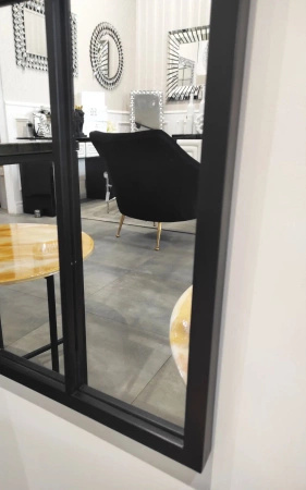Lustro okienne Manhattan 170/76cm w stylu loft z czarnymi szprosami i stalową ramą