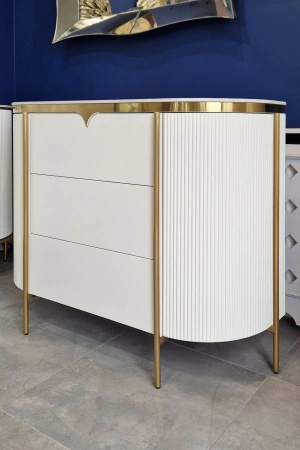 Komoda Bianca glamour 120cm ze złotymi detalami