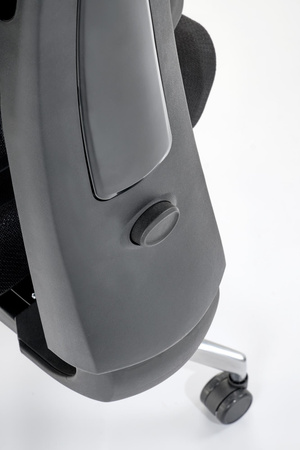 MARCUS fotel gabinetowy czarny