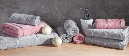 RĘCZNIK MARI (16) 70 X 140 CM ZIELONY