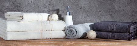 RĘCZNIK KARIN (11) 70 X 140 CM CZARNY