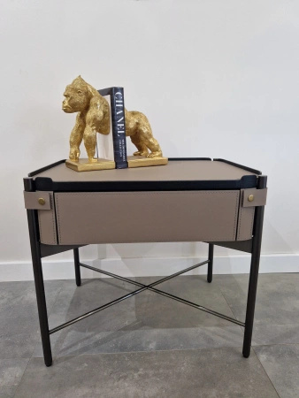 Szafka nocna Dario skóra naturalna fango 55x40x50cm