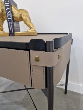 Szafka nocna Dario skóra naturalna fango 55x40x50cm