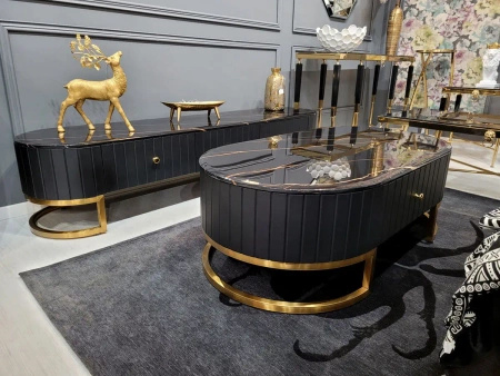 Stolik kawowy Grosse w stylu glamour czarny ze złotymi dodatkami
