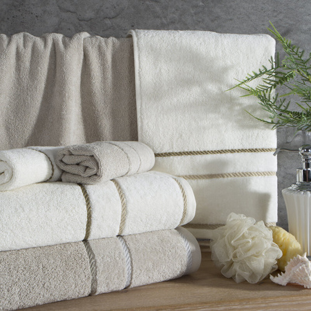 RĘCZNIK NEL (01) 70 X 140 CM BIAŁY